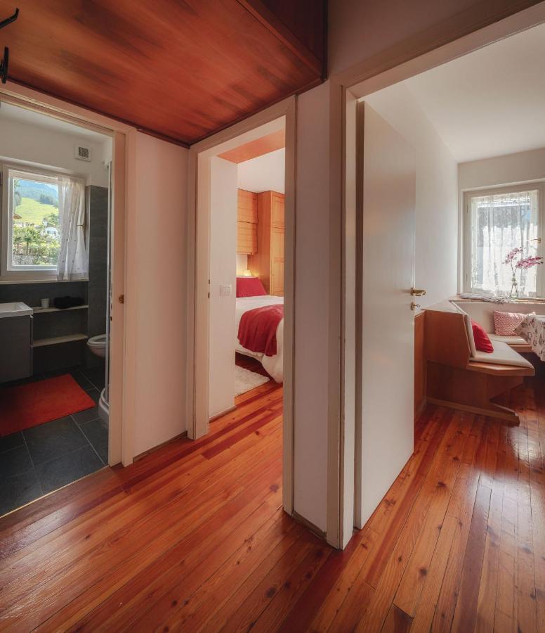 Cortina-House Apartment กอร์ตินาดัมเปซโซ ภายนอก รูปภาพ