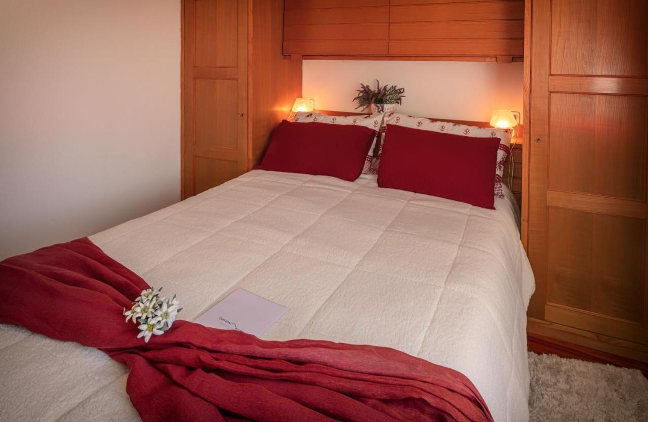 Cortina-House Apartment กอร์ตินาดัมเปซโซ ภายนอก รูปภาพ