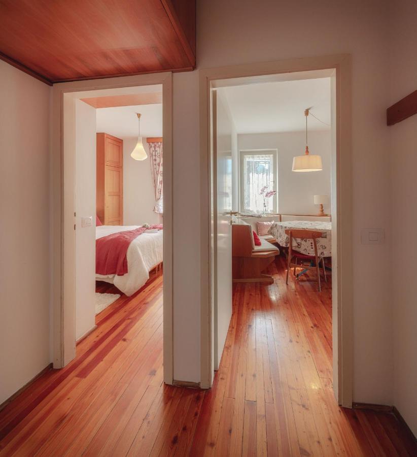 Cortina-House Apartment กอร์ตินาดัมเปซโซ ภายนอก รูปภาพ
