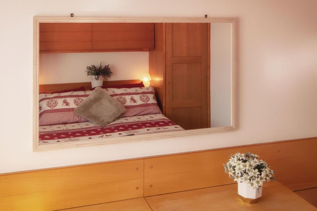 Cortina-House Apartment กอร์ตินาดัมเปซโซ ภายนอก รูปภาพ